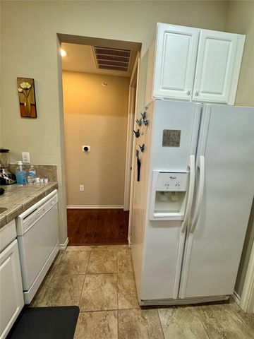 2400 Mccue Road 233, Houston, TX 77056