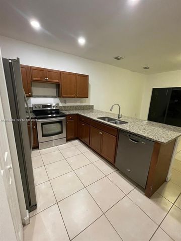 24804 SW 116th Avenue, Homestead, FL 33032
