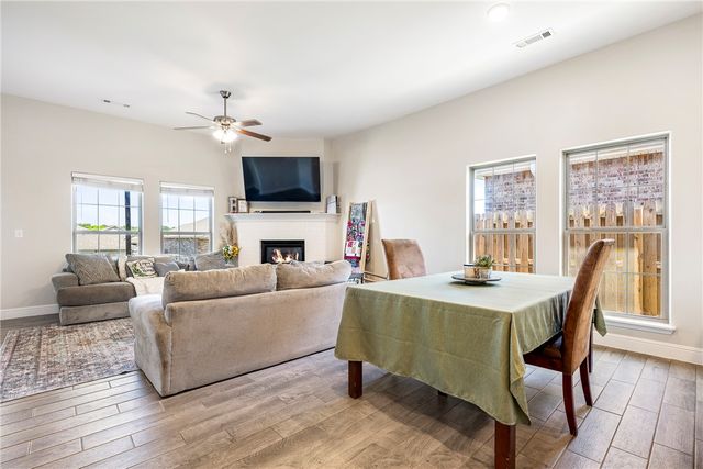 6104 Silas Street, Bentonville, AR 72713