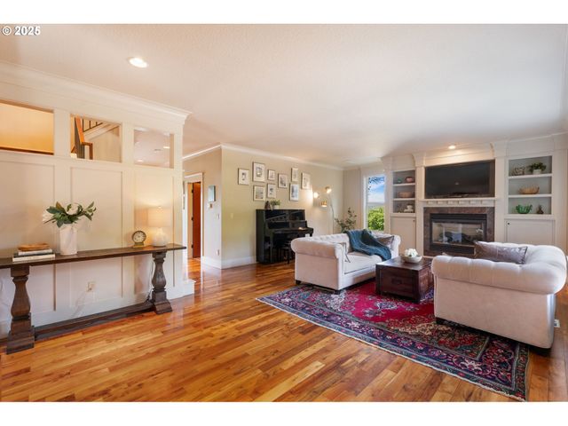 1046 Nw DEERFERN Loop, Camas, WA 98607