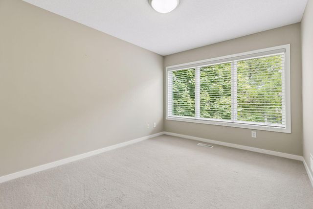 533 Willoughby Way W, Minnetonka, MN 55305