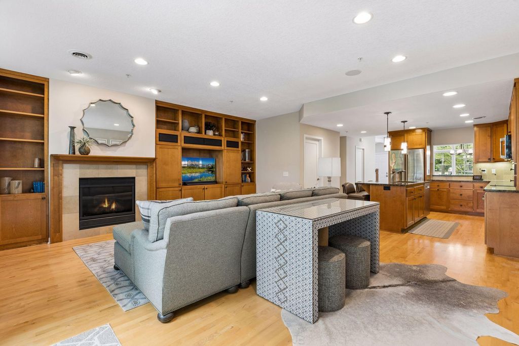 533 Willoughby Way W, Minnetonka, MN 55305 — photo 5
