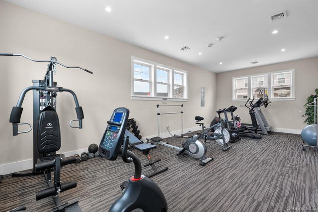 709 Breton Way, Glen Cove, NY 11542