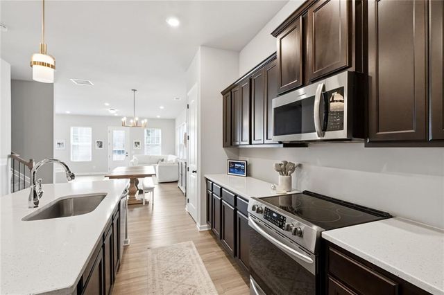 429 Bishop Lane, Woodstock, GA 30188