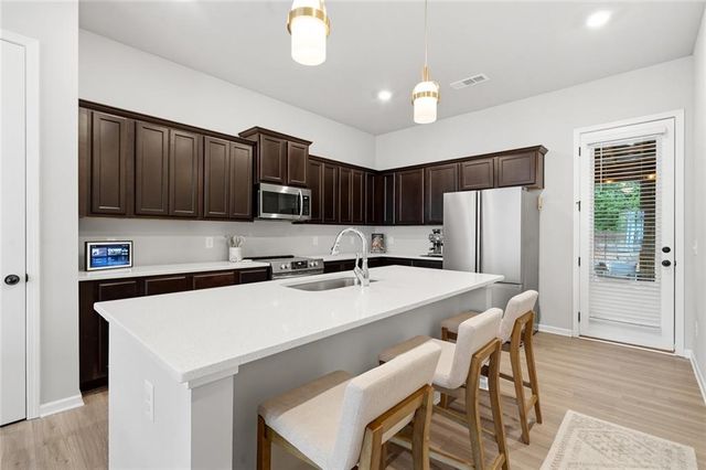 429 Bishop Lane, Woodstock, GA 30188