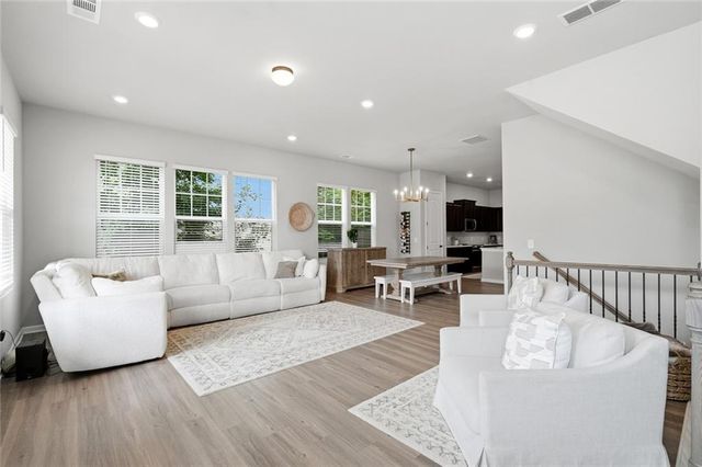 429 Bishop Lane, Woodstock, GA 30188