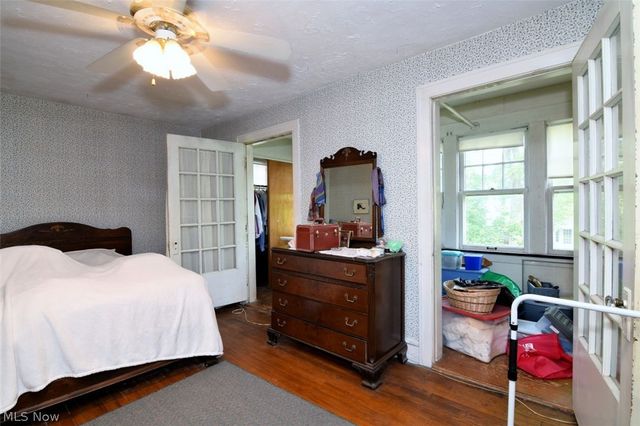 3812 Summit Park Road, Cleveland Heights, OH 44121