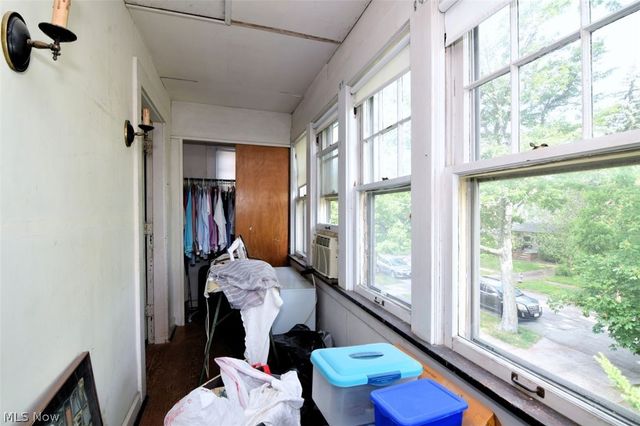 3812 Summit Park Road, Cleveland Heights, OH 44121