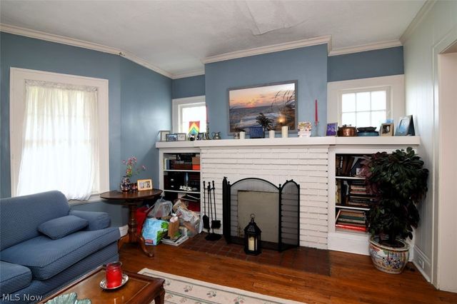 3812 Summit Park Road, Cleveland Heights, OH 44121