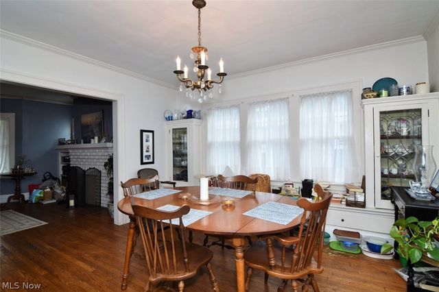 3812 Summit Park Road, Cleveland Heights, OH 44121