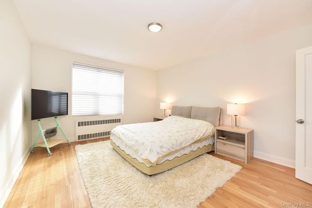 64-11 99 Street 418, Rego Park, NY 11374