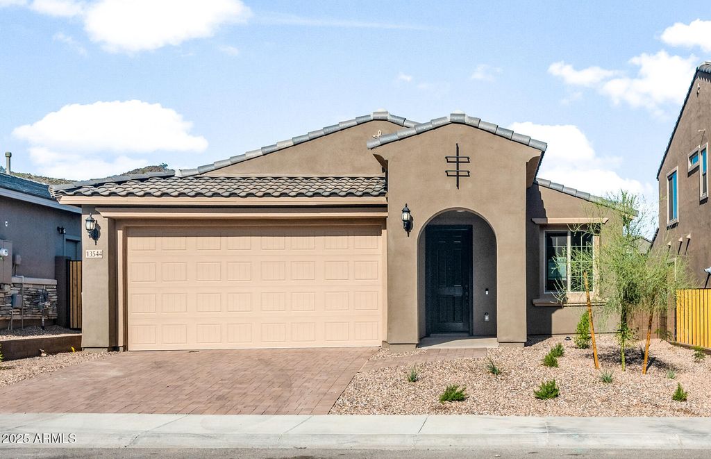13544 W CASSIA Trail, Peoria, AZ 85383