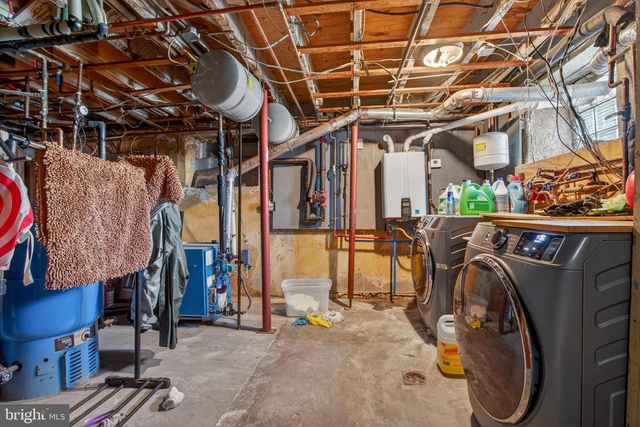 6342 N 6TH ST, Philadelphia, PA 19126