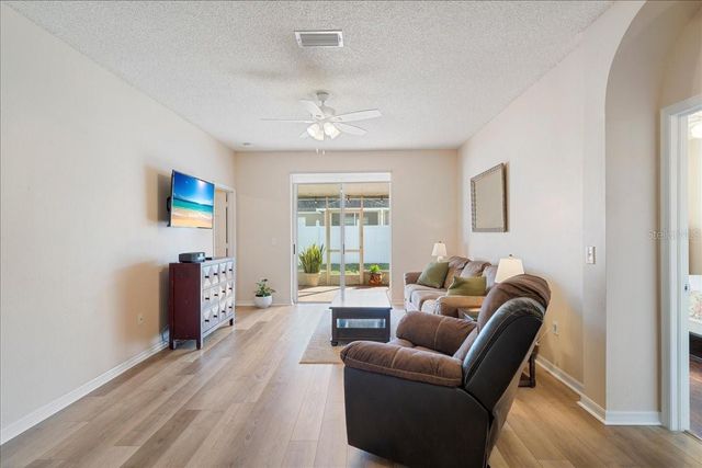 440 SAND RIDGE DRIVE, Valrico, FL 33594