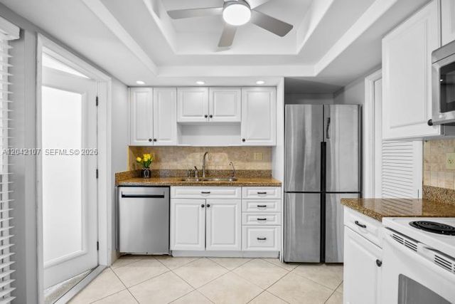 3213 Colony Club Road 3E, Pompano Beach, FL 33062