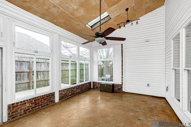 2210 Willowridge Ave, Port Allen, LA 70767