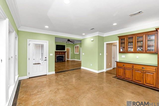 2210 Willowridge Ave, Port Allen, LA 70767