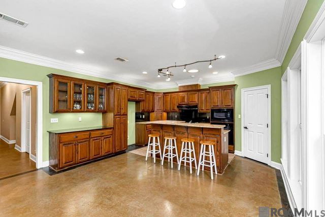 2210 Willowridge Ave, Port Allen, LA 70767