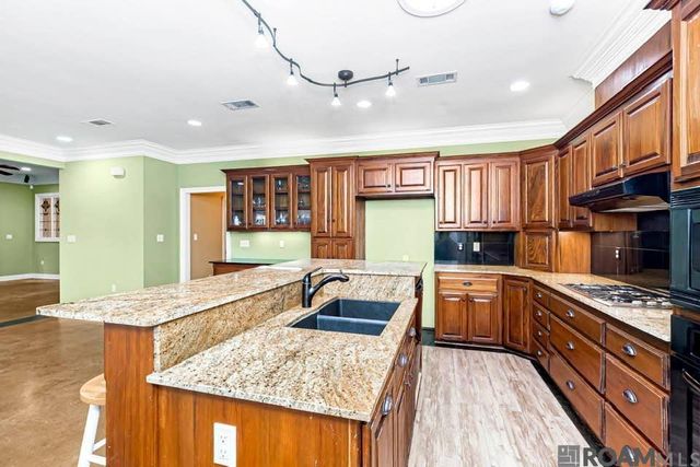 2210 Willowridge Ave, Port Allen, LA 70767