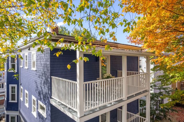 207 Summer St 3, Somerville, MA 02143