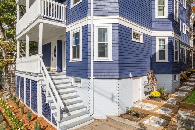 207 Summer St 3, Somerville, MA 02143