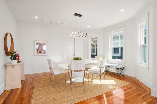 207 Summer St 3, Somerville, MA 02143