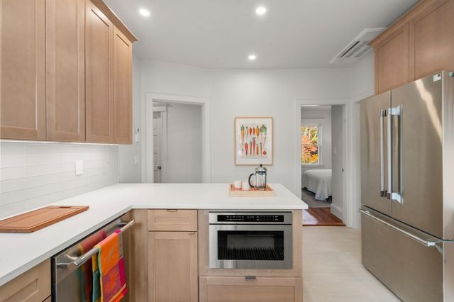 207 Summer St 3, Somerville, MA 02143