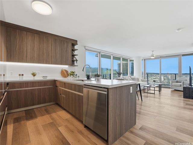 1500 Rycroft Street 3101R, Honolulu, HI 96814