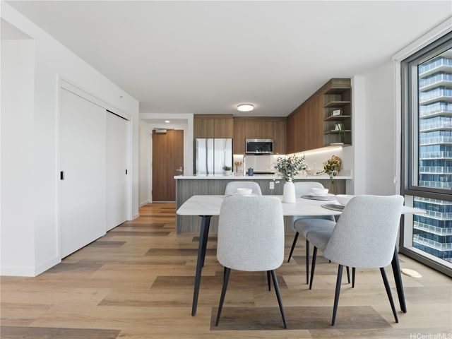1500 Rycroft Street 3101R, Honolulu, HI 96814