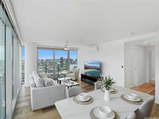 1500 Rycroft Street 3101R, Honolulu, HI 96814