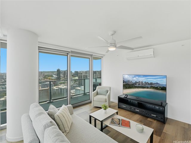 1500 Rycroft Street 3101R, Honolulu, HI 96814