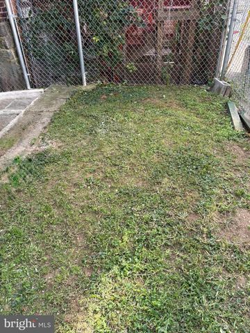 5861 ANGORA TER, Philadelphia, PA 19143