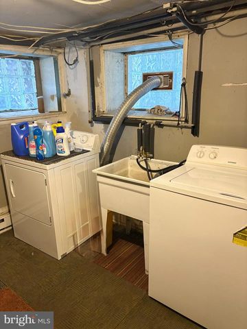 5861 ANGORA TER, Philadelphia, PA 19143