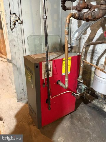 5861 ANGORA TER, Philadelphia, PA 19143