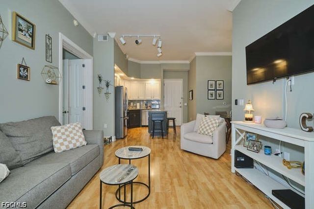 2825 Palm Beach BLVD 117, Fort Myers, FL 33916