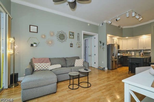 2825 Palm Beach BLVD 117, Fort Myers, FL 33916