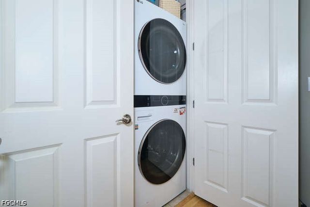 2825 Palm Beach BLVD 117, Fort Myers, FL 33916