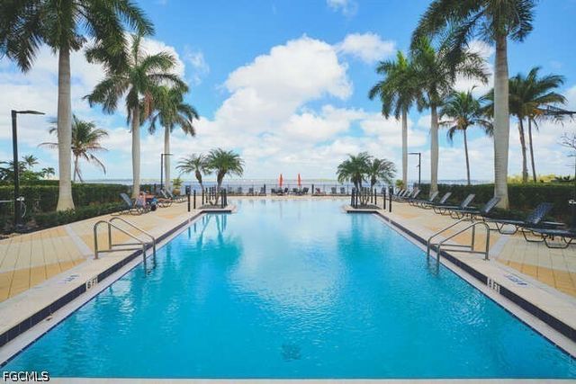 2825 Palm Beach BLVD 117, Fort Myers, FL 33916