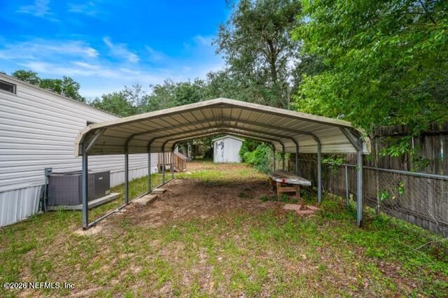 207 MILTON Avenue, Interlachen, FL 32148
