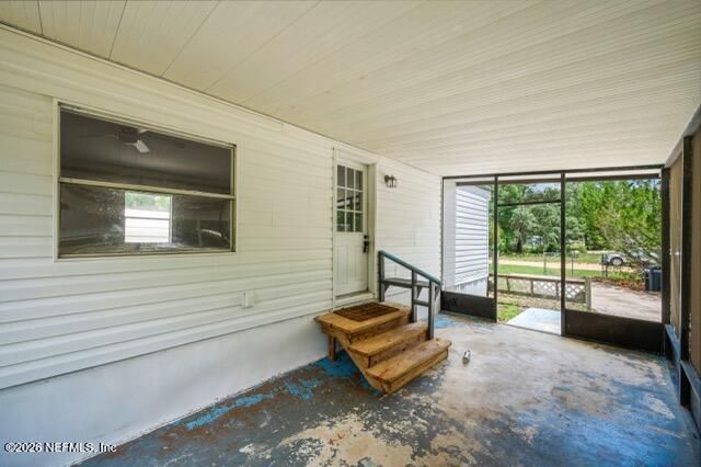 207 MILTON Avenue, Interlachen, FL 32148
