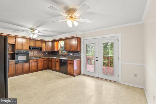 3413 HEATHER DR, York, PA 17408
