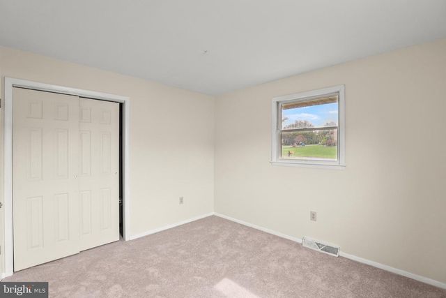 3413 HEATHER DR, York, PA 17408