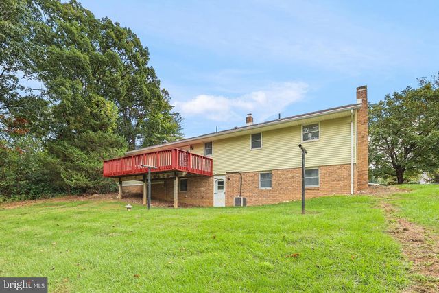 3413 HEATHER DR, York, PA 17408