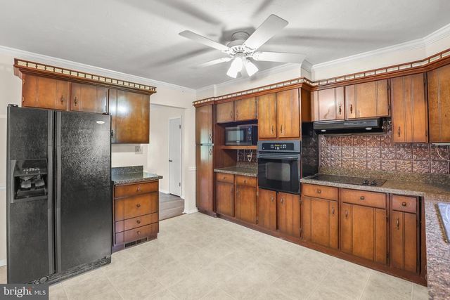 3413 HEATHER DR, York, PA 17408