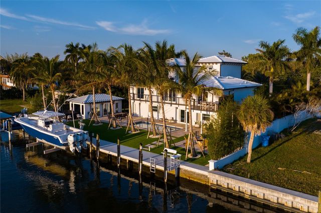 6448 HOLLYWOOD BOULEVARD, Sarasota, FL 34231
