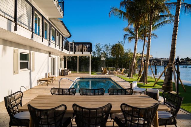 6448 HOLLYWOOD BOULEVARD, Sarasota, FL 34231