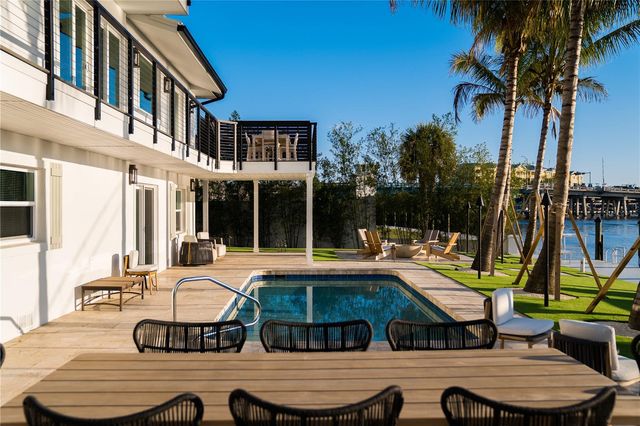 6448 HOLLYWOOD BOULEVARD, Sarasota, FL 34231