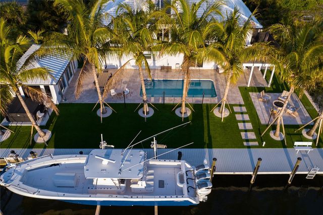6448 HOLLYWOOD BOULEVARD, Sarasota, FL 34231