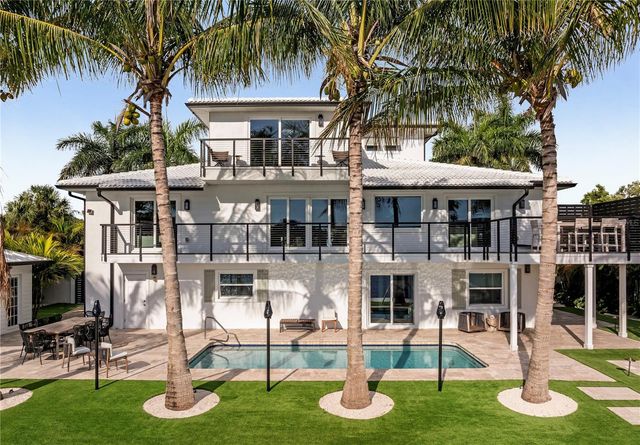 6448 HOLLYWOOD BOULEVARD, Sarasota, FL 34231