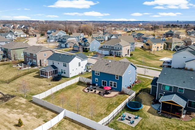 3894 Carver Path, Chaska, MN 55318